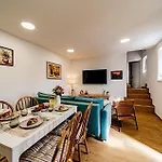 Beautiful Home In Dancanje