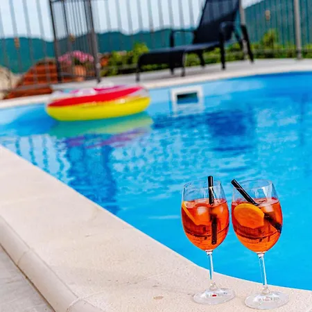 Lovely In * Dancanje