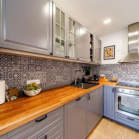 Holiday home Lovely In