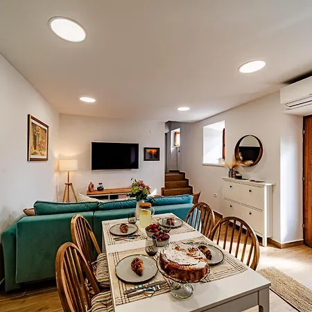 Dom wakacyjny Lovely In *