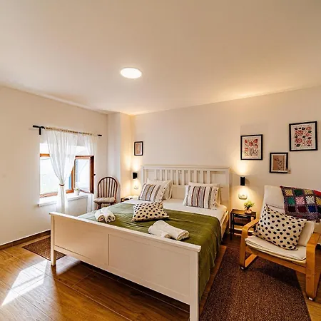 Holiday home Lovely In Dancanje